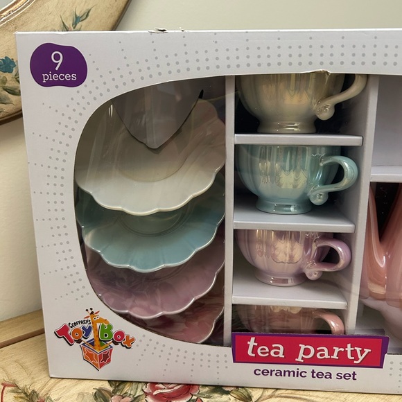 Macy’s Geoffrey’s Toy Box Tea Party Ceramic Tea Set - Picture 2 of 7